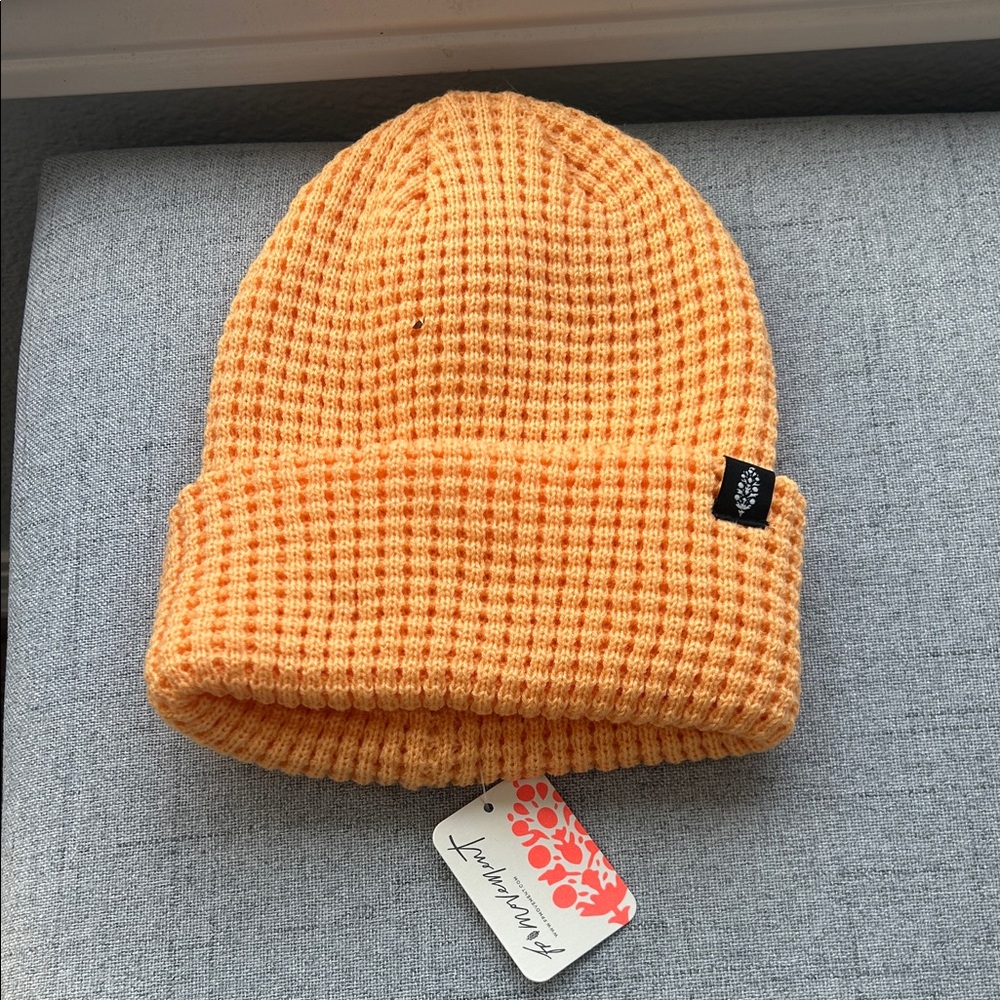 **NEW WITH TAG** FP Movement by Free People Orange Knit Hat